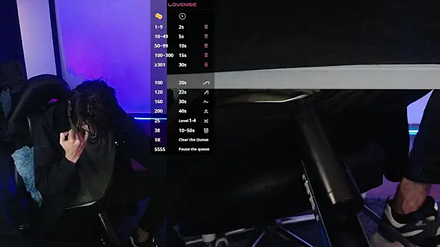 Snapshot of Aaron_malikk chatting on November 2025 03:06:01 AM Aaron malikk online show from November 2025 03:06:01 AM