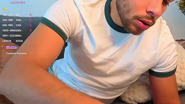 Snapshot of haku_kanjy chatting on October 2025 09:13:02 PM haku kanjy online show from October 2025 09:13:02 PM