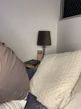 Snapshot of haku_kanjy chatting on October 2025 01:50:02 AM haku kanjy online show from October 2025 01:50:02 AM