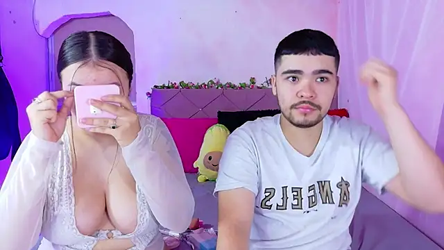  mia and mike  online show from October 2025 01:33:02 PM