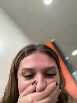 Snapshot of aliisonn__parker26 chatting on March 2025 07:10:01 PM aliisonn parker26 online show from March 2025 07:10:01 PM