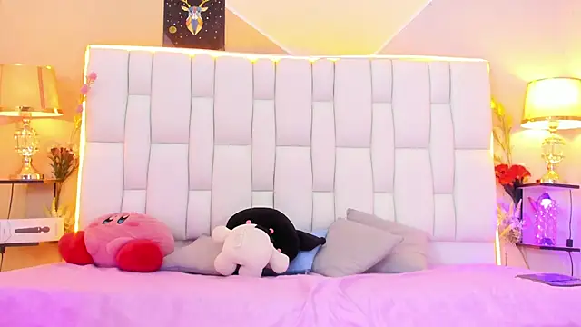 cherryboom23 online show from October 2025 02:43:02 AM