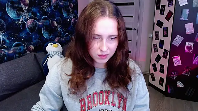 Snapshot of BarbiePieer chatting on October 2025 05:18:01 AM BarbiePieer online show from October 2025 05:18:01 AM