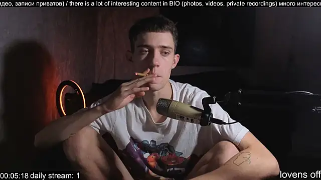 Snapshot of w0rkman chatting on October 2025 09:12:02 PM w0rkman online show from October 2025 09:12:02 PM