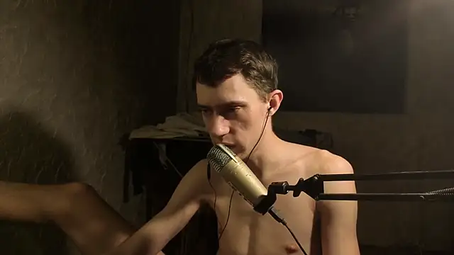 Snapshot of w0rkman chatting on November 2025 05:07:01 PM w0rkman online show from November 2025 05:07:01 PM