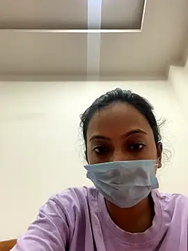 Nia-Stream online show from November 2025 05:34:01 PM