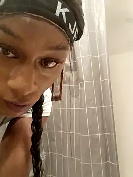 Snapshot of ItsBarbieBitcxxxx69 chatting on October 2025 10:08:02 PM ItsBarbieBitcxxxx69 online show from October 2025 10:08:02 PM