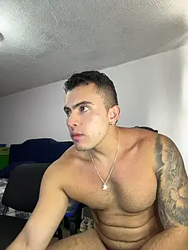 Snapshot of LucasJewely chatting on October 2025 04:05:02 PM LucasJewely online show from October 2025 04:05:02 PM