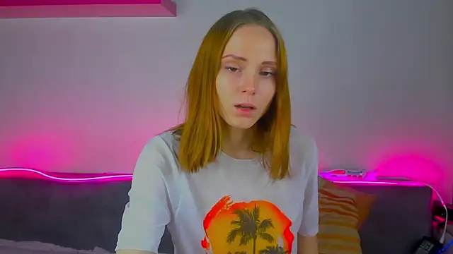 Snapshot of Gina_lovelyy chatting on October 2025 11:09:01 AM Gina lovelyy online show from October 2025 11:09:01 AM