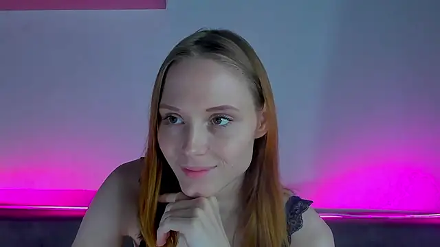 Snapshot of Gina_lovelyy chatting on October 2025 11:00:01 AM Gina lovelyy online show from October 2025 11:00:01 AM