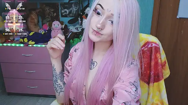 Manuela unicorn online show from October 2025 07:48:02 PM