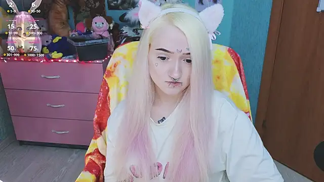 Manuela unicorn online show from October 2025 02:45:01 AM