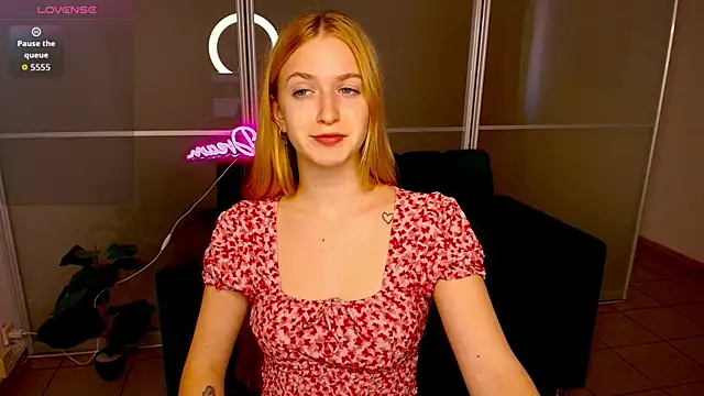 MirandaMayers online show from October 2025 07:19:01 AM