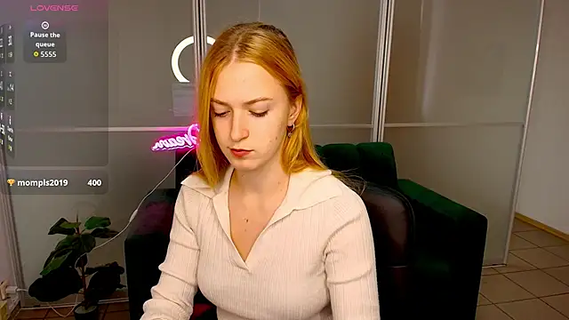 MirandaMayers online show from October 2025 11:44:02 AM