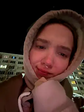 Snapshot of bambi_lu chatting on November 2025 04:36:01 PM bambi lu online show from November 2025 04:36:01 PM