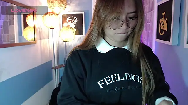 Fiorellaa delsd online show from October 2025 02:57:01 PM