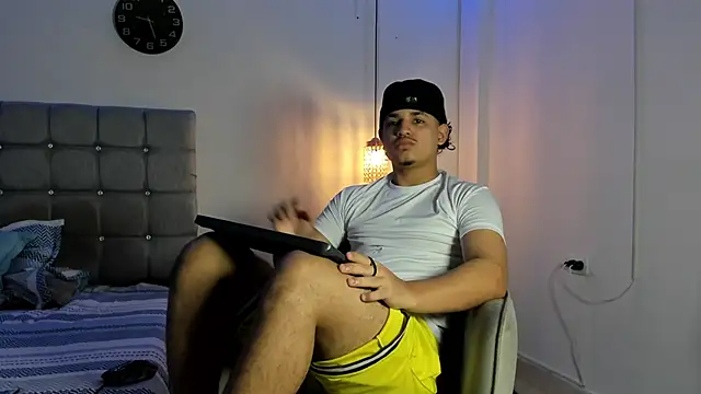 samxx muscle online show from October 2025 12:58:01 PM