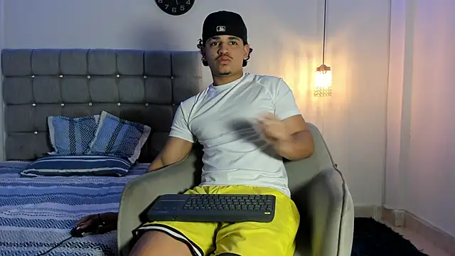 samxx muscle online show from October 2025 02:06:01 PM