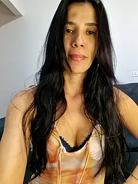 suzy20252 online show from September 2025 12:54:02 PM