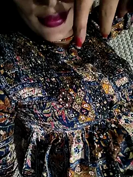 Eshwari Chopra online show from October 2025 04:07:02 PM