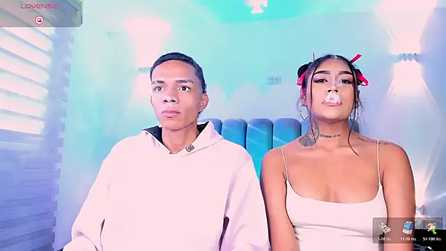 Snapshot of candyandmarilyn chatting on October 2025 09:04:02 PM candyandmarilyn online show from October 2025 09:04:02 PM