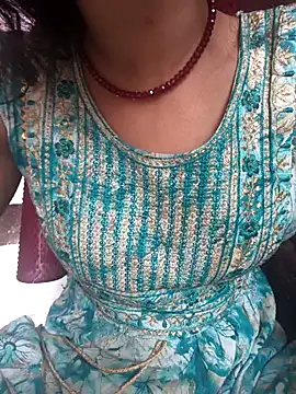 Snapshot of Eshna_Dabral chatting on October 2025 02:20:02 AM Eshna Dabral online show from October 2025 02:20:02 AM