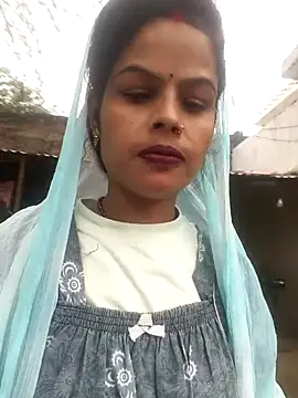 Snapshot of Eshna_Dabral chatting on October 2025 07:53:01 AM Eshna Dabral online show from October 2025 07:53:01 AM