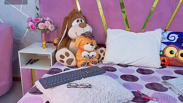 MilleyJones online show from October 2025 07:58:02 PM