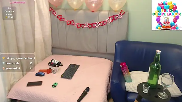 Snapshot of samara_novoa chatting on October 2025 04:35:01 PM samara novoa online show from October 2025 04:35:01 PM