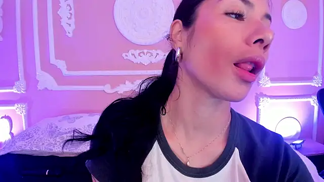 ArianaReynoldss online show from September 2025 07:25:01 PM