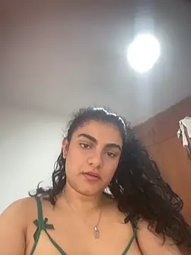 carlafox05 online show from November 2025 02:06:01 PM