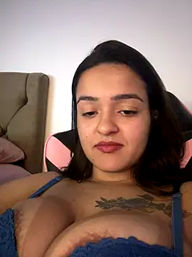 Manu 2002  online show from October 2025 01:17:02 AM