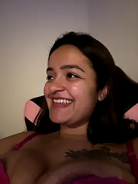 Manu 2002  online show from October 2025 01:45:02 PM