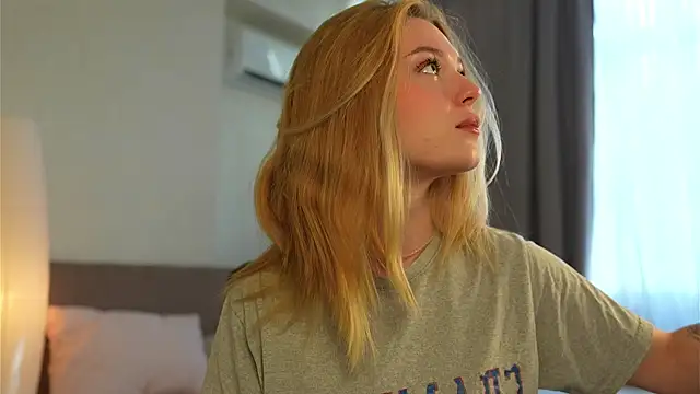 Cyberheart  online show from October 2025 12:45:02 PM