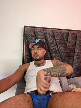 Snapshot of PapiStan chatting on October 2025 06:25:02 AM PapiStan online show from October 2025 06:25:02 AM