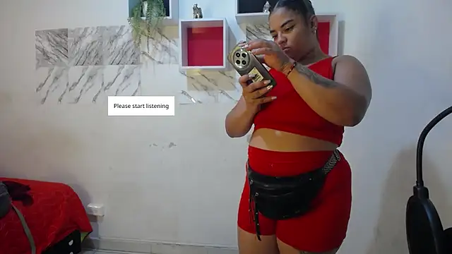 Brithany Selena online show from October 2025 04:10:02 AM