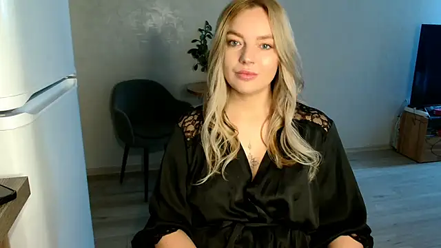 Eva   forever online show from October 2025 02:59:01 AM