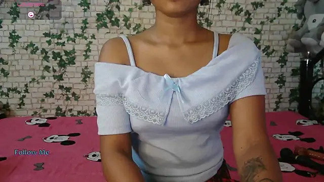 Snapshot of Trishna_love chatting on October 2025 01:09:01 AM Trishna love online show from October 2025 01:09:01 AM