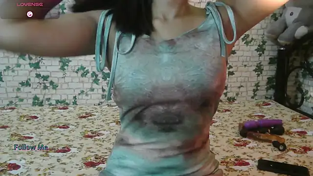 Snapshot of Trishna_love chatting on October 2025 02:59:02 AM Trishna love online show from October 2025 02:59:02 AM