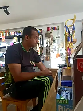 Snapshot of elnegro707070 chatting on October 2025 11:03:01 AM elnegro707070 online show from October 2025 11:03:01 AM