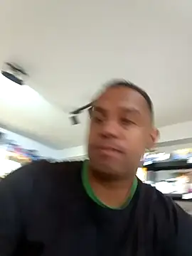 Snapshot of elnegro707070 chatting on November 2025 11:21:02 AM elnegro707070 online show from November 2025 11:21:02 AM