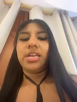 Emmily Vargas online show from October 2025 01:49:02 AM