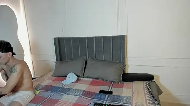 LuxuryHeaven online show from September 2025 07:06:02 PM