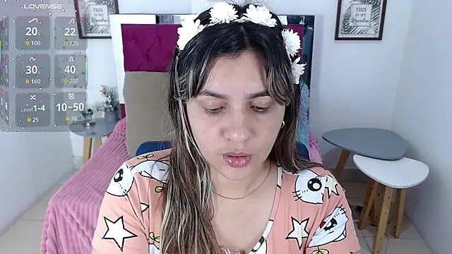 Snapshot of Isa-lox chatting on October 2025 09:26:02 PM Isa-lox online show from October 2025 09:26:02 PM