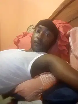 Snapshot of RearApiary chatting on December 2025 02:49:01 AM RearApiary online show from December 2025 02:49:01 AM