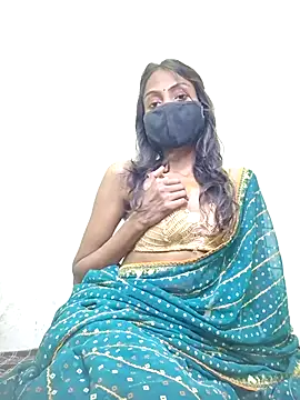 Snapshot of Riya_R24 chatting on November 2025 07:41:02 AM Riya R24 online show from November 2025 07:41:02 AM