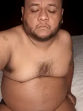 Snapshot of Osogaypardo chatting on October 2025 11:31:02 PM Osogaypardo online show from October 2025 11:31:02 PM