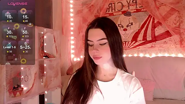 Snapshot of HolyMiax chatting on November 2025 03:52:02 AM HolyMiax online show from November 2025 03:52:02 AM