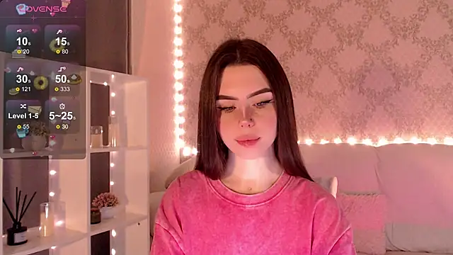 Snapshot of HolyMiax chatting on November 2025 03:28:01 AM HolyMiax online show from November 2025 03:28:01 AM