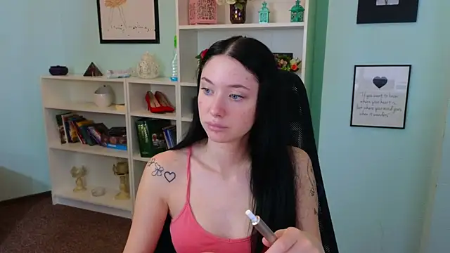 Snapshot of Ivanna__Rose chatting on October 2025 05:31:02 AM Ivanna Rose online show from October 2025 05:31:02 AM